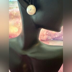 Helzberg Diamonds Cultured Fresh Water Pearl Earrings (NWOT; Silver)